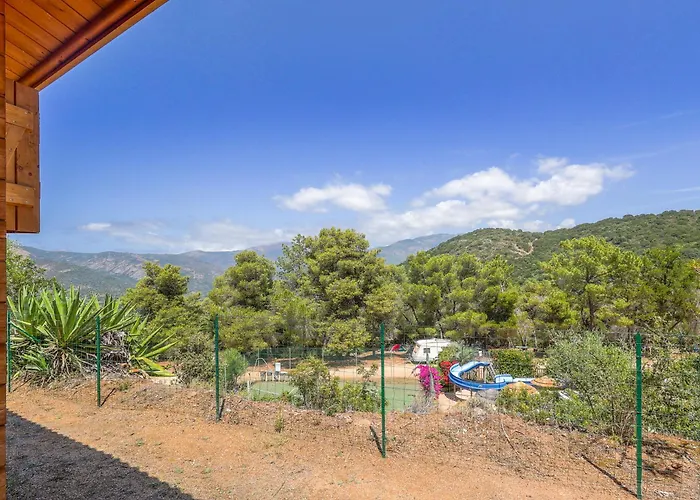 אתר קמפינג Torraccia Cargèse